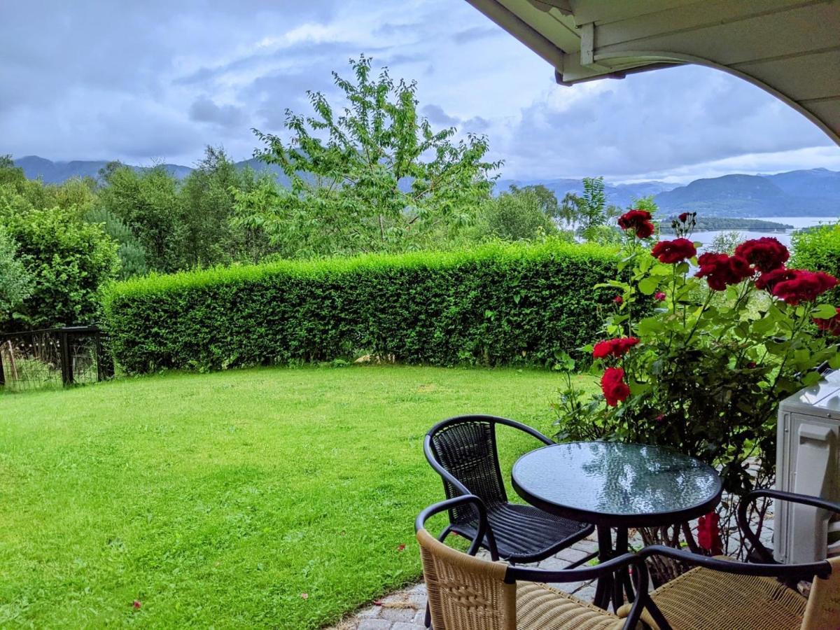 Apartment With A View Close To The Pulpit Rock Jørpeland Exteriör bild